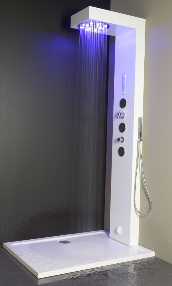 parní sprchový panel s RGB LED osvětlením