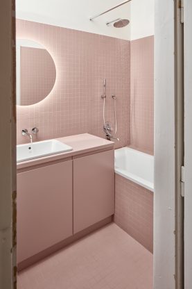 růžová koupelna