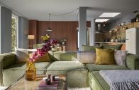 obývací pokoj ve stylu mid century