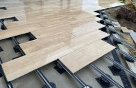 Buzon® E-BRS: chytré řešení pro dlažbu na terasu, balkon i střechu