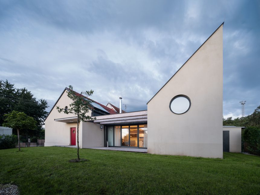 ika.architekti: Čistota s elegancí